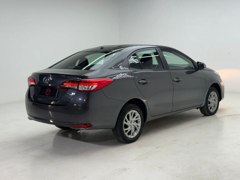 Toyota YARIS XS Sedan 1.5 Flex 16V 4p Aut.