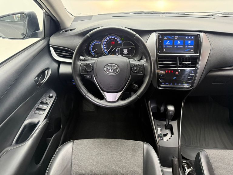 Toyota YARIS XS Sedan 1.5 Flex 16V 4p Aut.