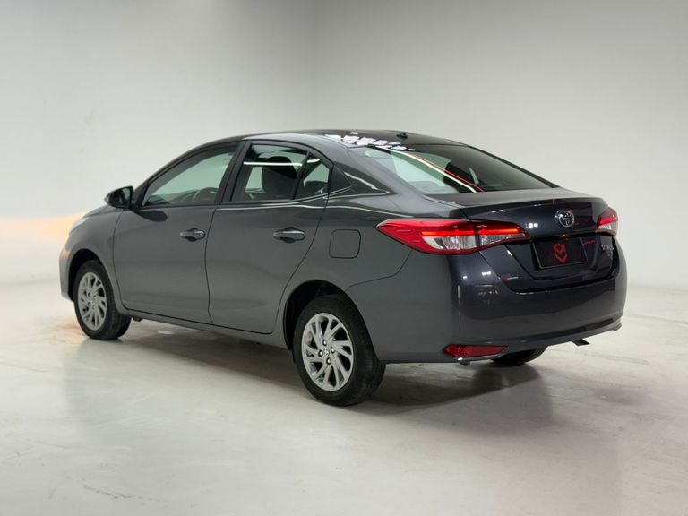Toyota YARIS XS Sedan 1.5 Flex 16V 4p Aut.