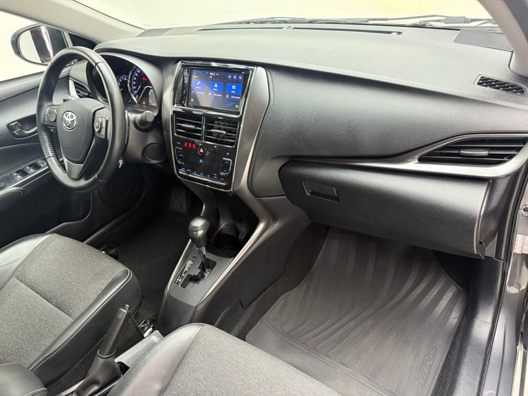 Toyota YARIS XS Sedan 1.5 Flex 16V 4p Aut.