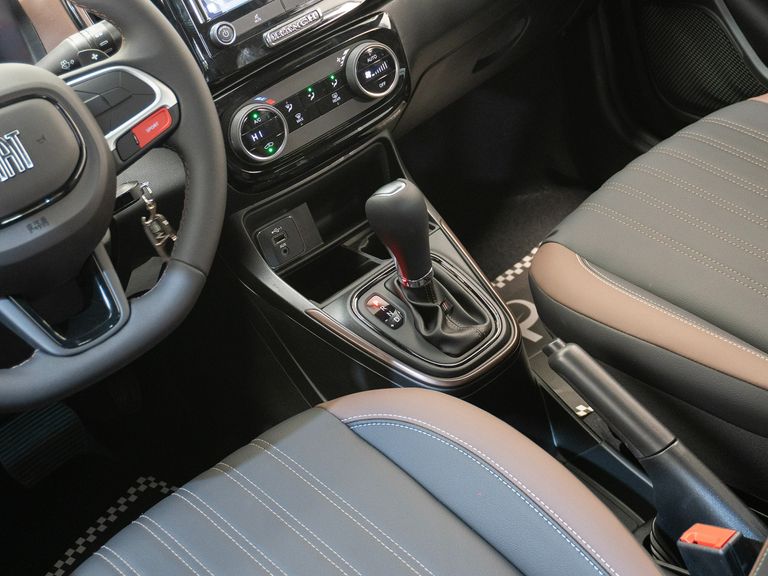 Fiat Ranch 1.0 Flex Turbo CD Aut.