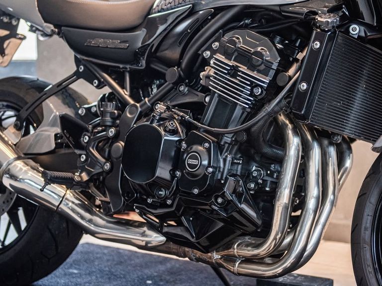 KAWASAKI Z900 SE