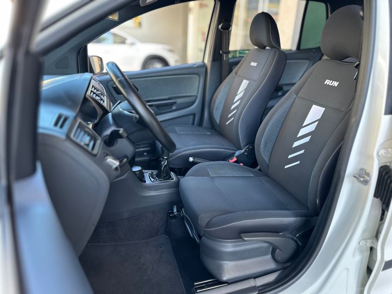 VolksWagen Fox RUN 1.6 Flex 8V 5p