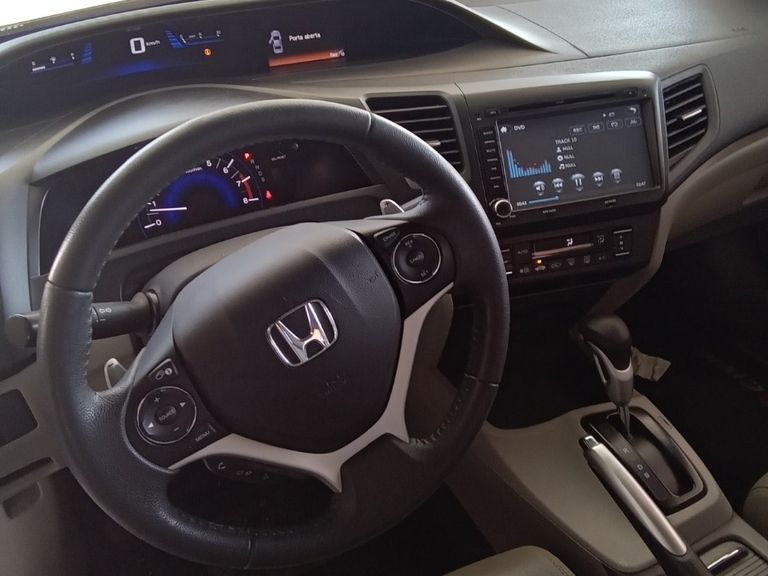 Honda Civic Sedan LXR 2.0 Flexone 16V Aut. 4p