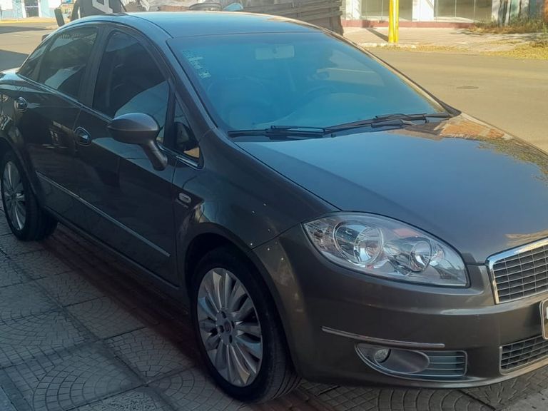 Fiat LINEA ABSOLUTE 1.9/1.8 Flex Dualogic 4p