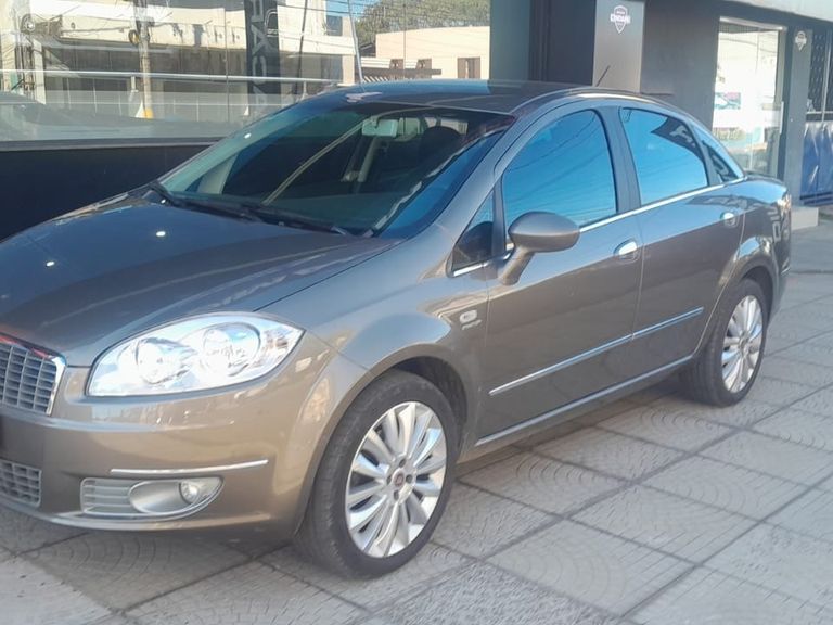 Fiat LINEA ABSOLUTE 1.9/1.8 Flex Dualogic 4p