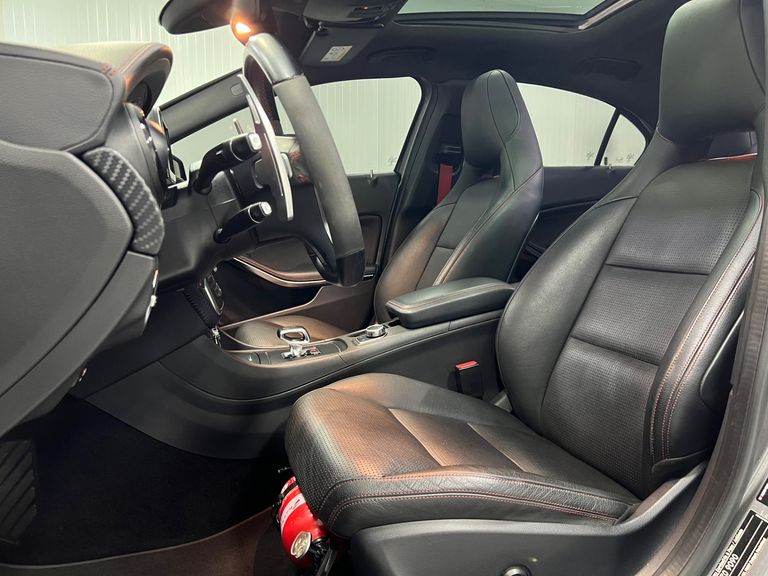 Mercedes Classe A45 AMG 4MATIC 2.0 Turbo Aut.