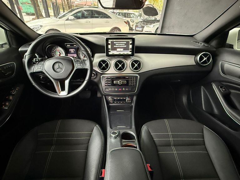 Mercedes GLA 200 Vision 1.6/1.6 TB 16V Flex Aut.