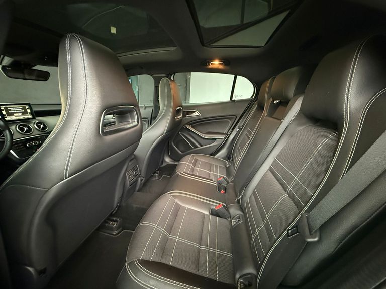 Mercedes GLA 200 Vision 1.6/1.6 TB 16V Flex Aut.