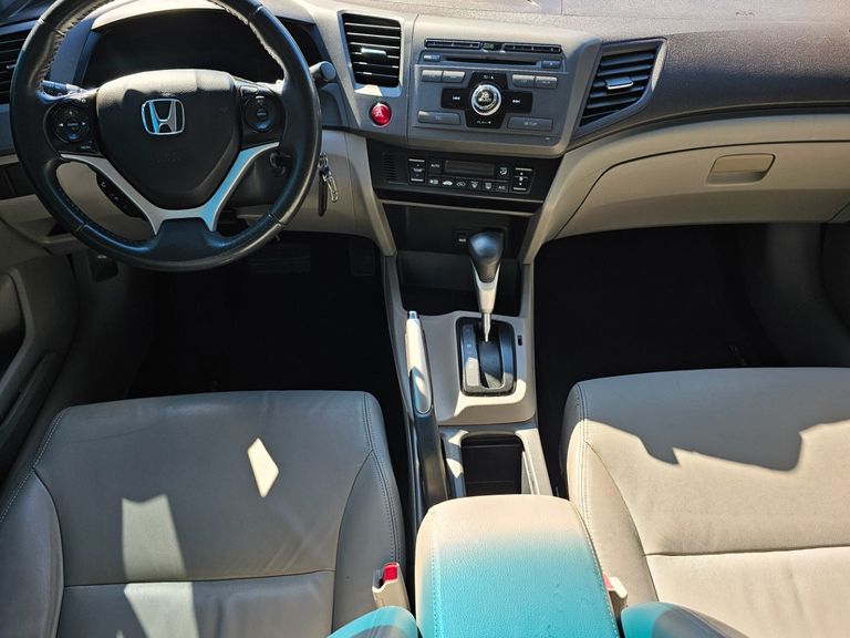 Honda Civic Sedan LXR 2.0 Flexone 16V Aut. 4p