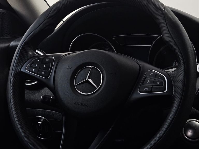 Mercedes CLA-180 1.6 16V 122cv Aut.