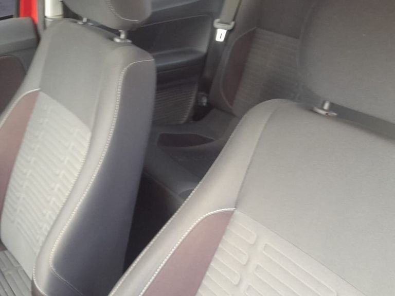 VolksWagen Saveiro Highline 1.6 T. Flex 8V CD