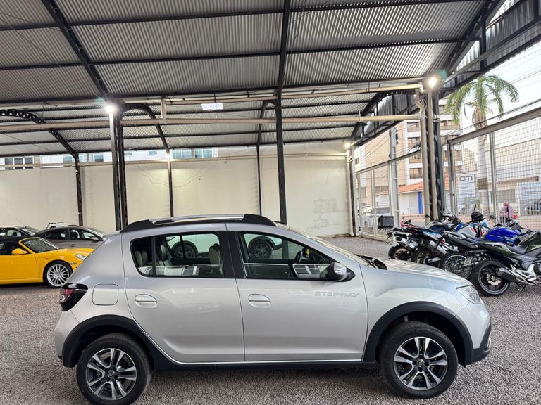 Renault STEPWAY Iconic Flex 1.6 16V Aut.