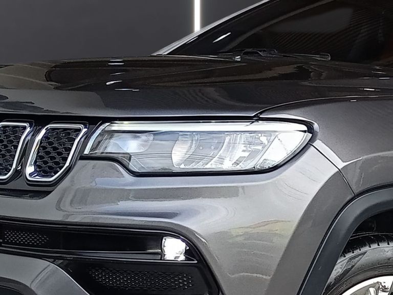 Jeep Compass longitude
