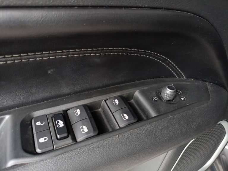 Jeep Compass longitude