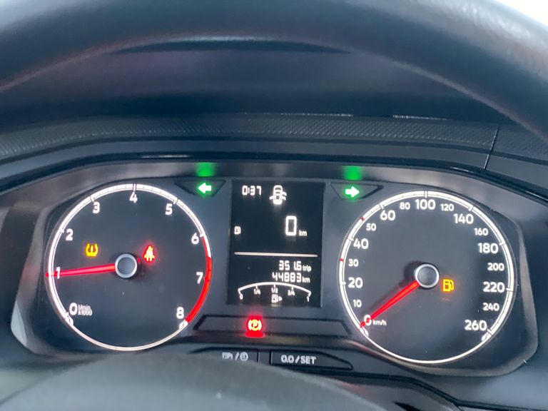VolksWagen Polo Track 1.0 Flex 12V 5p
