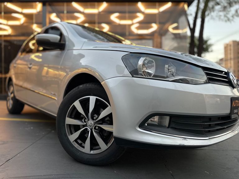 VolksWagen Gol (novo) 1.6 Power/Highi T.Flex 8v 4P