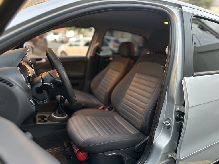 VolksWagen Gol (novo) 1.6 Power/Highi T.Flex 8v 4P