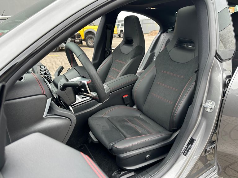 Mercedes CLA-200 1.3 TB 16V 163cv Aut. (Híbrido)