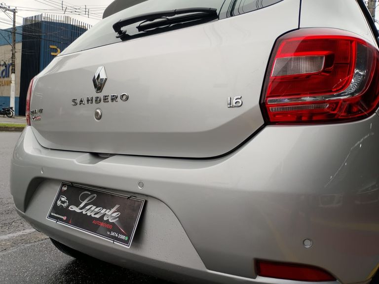 Renault SANDERO Expression Flex 1.6 16V 5p