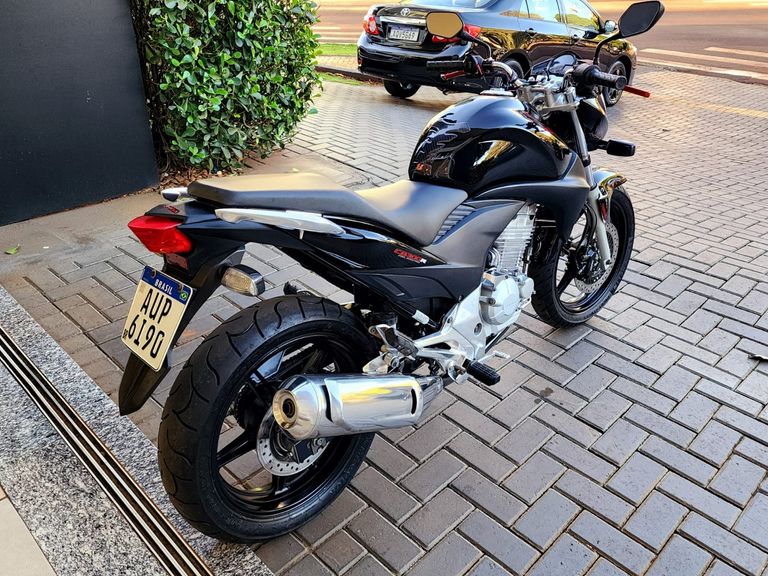 HONDA CB 300R/ 300R FLEX