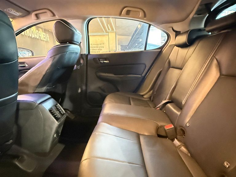 Honda CITY Hatchback Touring 1.5 Flex 16V Aut