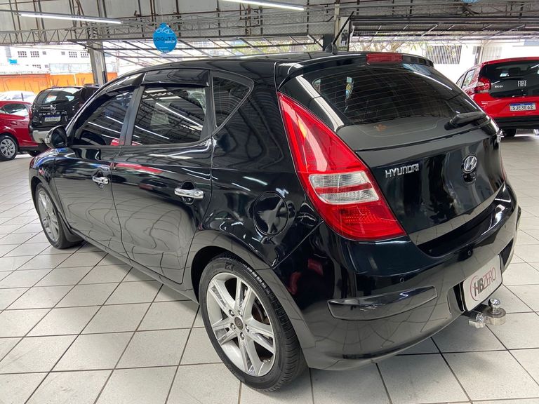 Hyundai i30 2.0 16V 145cv 5p Aut.