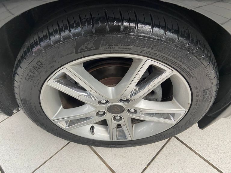 Hyundai i30 2.0 16V 145cv 5p Aut.