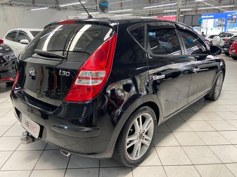 Hyundai i30 2.0 16V 145cv 5p Aut.