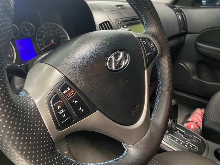 Hyundai i30 2.0 16V 145cv 5p Aut.