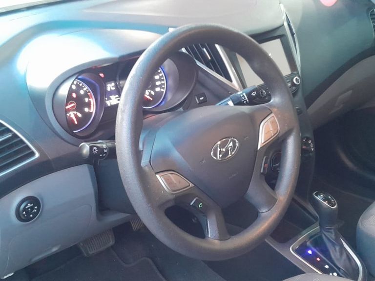 Hyundai HB20S C.Style/C.Plus1.6 Flex 16V Aut. 4p