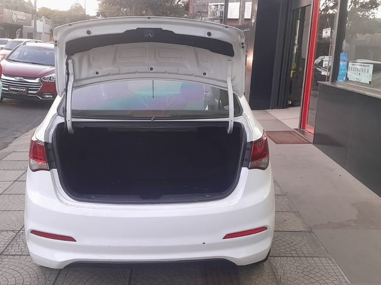 Hyundai HB20S C.Style/C.Plus1.6 Flex 16V Aut. 4p