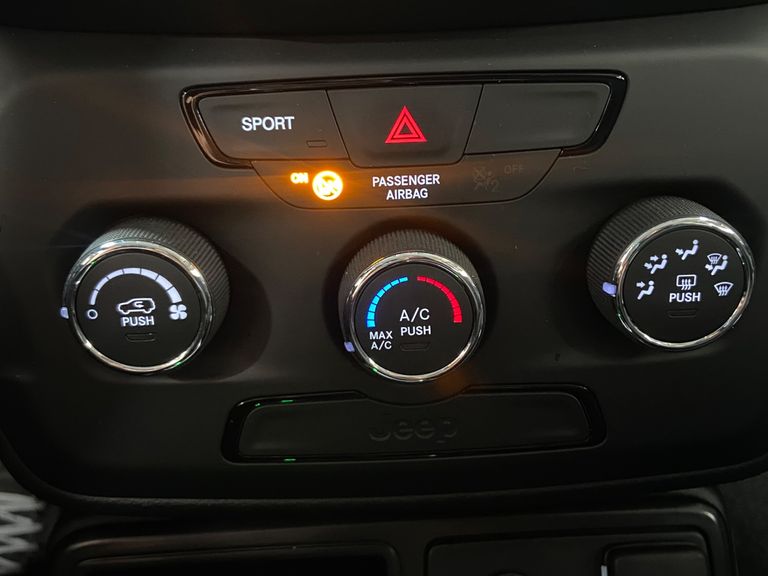 Jeep Renegade1.8 4x2 Flex 16V Aut.