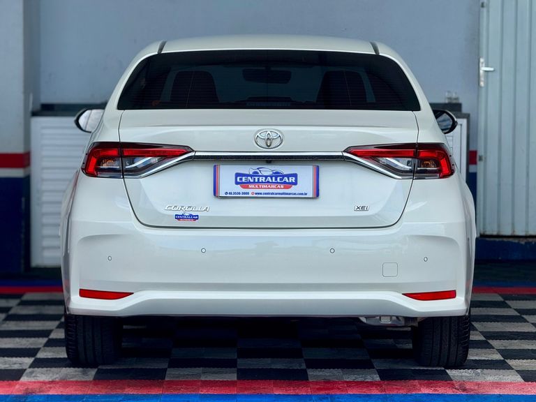 Toyota Corolla XEi 2.0 Flex 16V Aut.