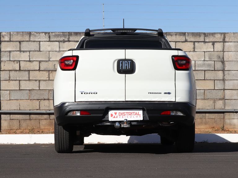 Fiat Toro Freedom 1.8 16V Flex Aut.