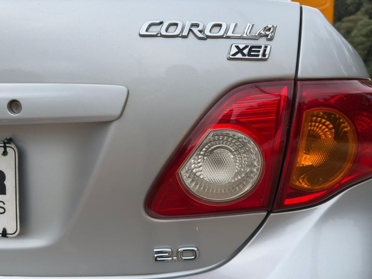 Toyota Corolla XEi 2.0 Flex 16V Aut.