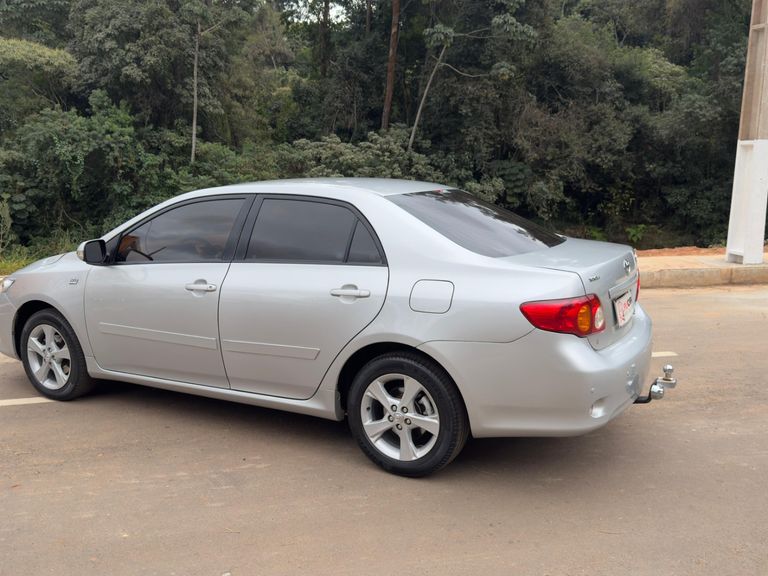 Toyota Corolla XEi 2.0 Flex 16V Aut.