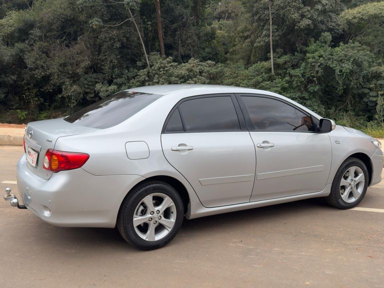 Toyota Corolla XEi 2.0 Flex 16V Aut.