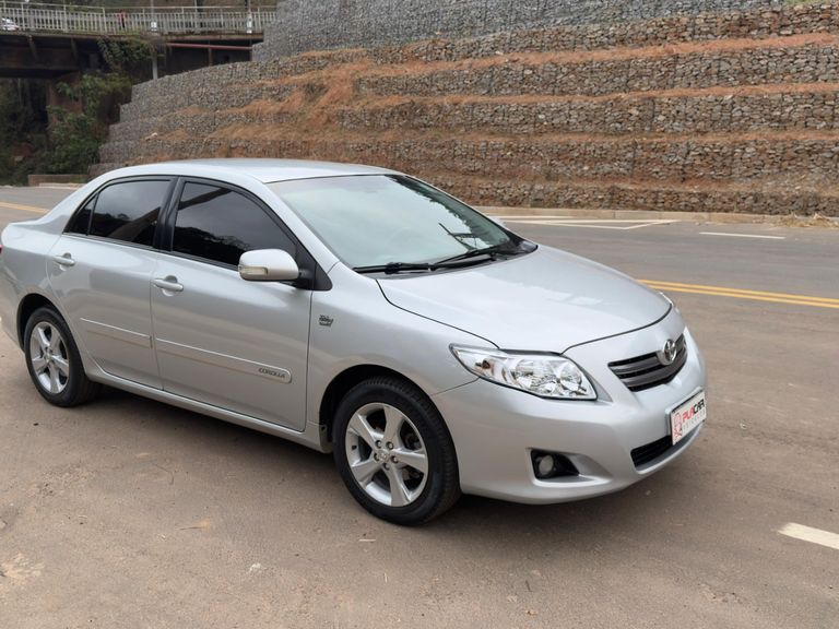 Toyota Corolla XEi 2.0 Flex 16V Aut.