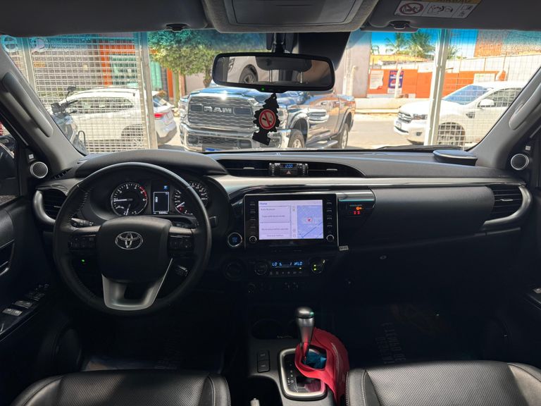 Toyota Hilux CD SRX 4x4 2.8 TDI 16V Diesel Aut.