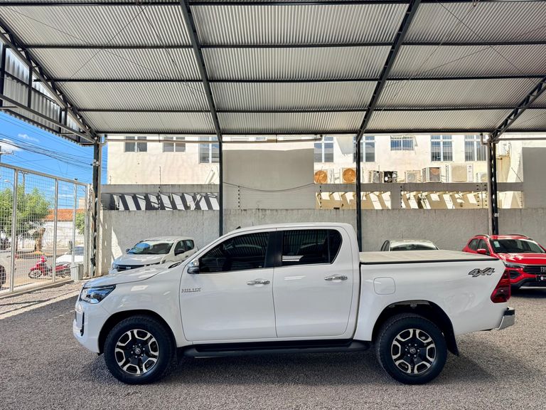 Toyota Hilux CD SRX 4x4 2.8 TDI 16V Diesel Aut.