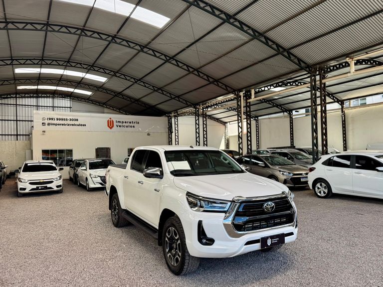 Toyota Hilux CD SRX 4x4 2.8 TDI 16V Diesel Aut.