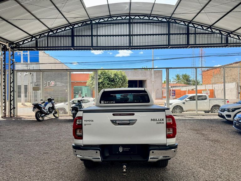 Toyota Hilux CD SRX 4x4 2.8 TDI 16V Diesel Aut.