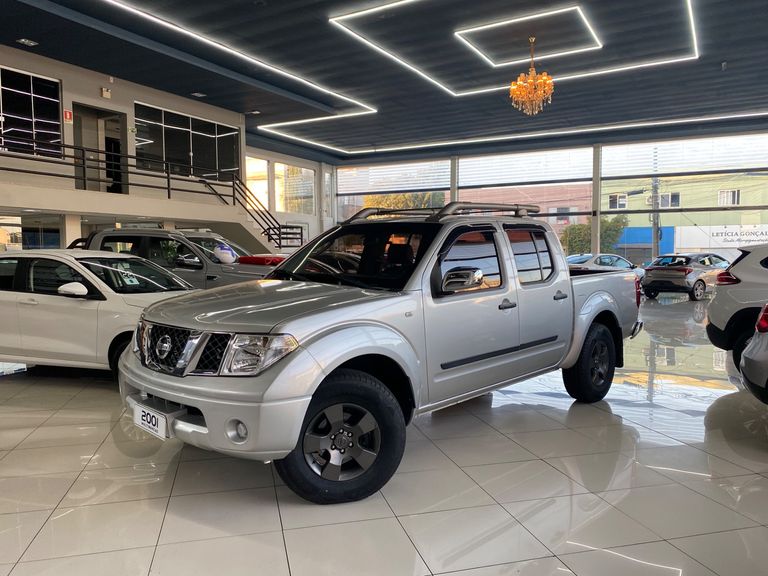 Nissan Frontier LE ATTACK CD 4x4 2.5 TB Die.Aut