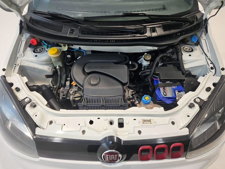 Fiat UNO SPORTING Dualogic 1.4 EVO Flex 8V 4p