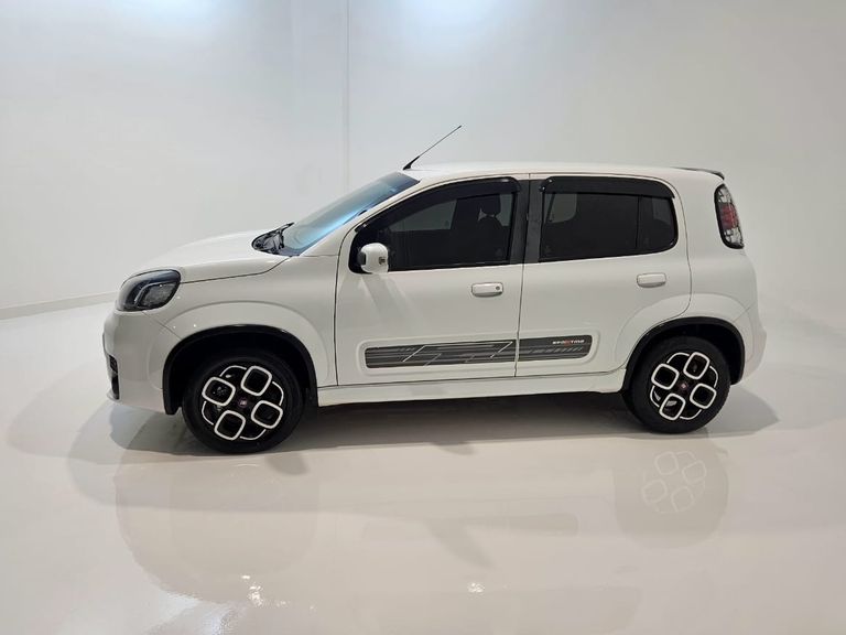 Fiat UNO SPORTING Dualogic 1.4 EVO Flex 8V 4p