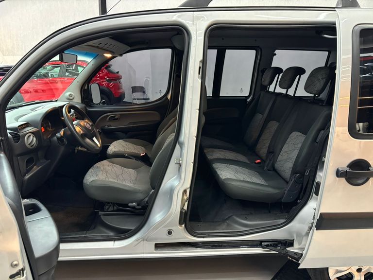Fiat Doblo ESSENCE 1.8 Flex 16V 5p