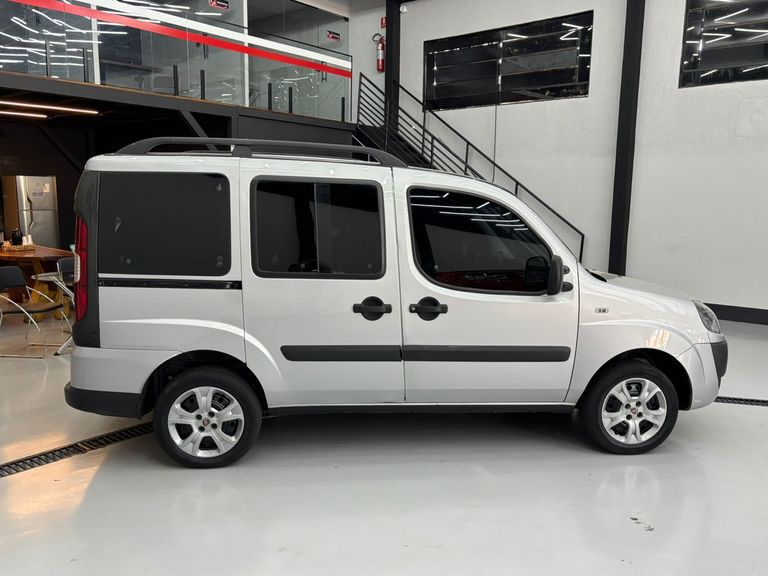 Fiat Doblo ESSENCE 1.8 Flex 16V 5p