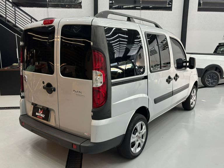Fiat Doblo ESSENCE 1.8 Flex 16V 5p
