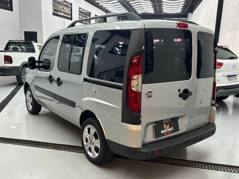 Fiat Doblo ESSENCE 1.8 Flex 16V 5p